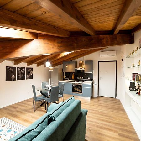 Abitare Il Tempo-Elegante E Moderno-Ad 1 Bus Da Roma Apartment Velletri Ngoại thất bức ảnh