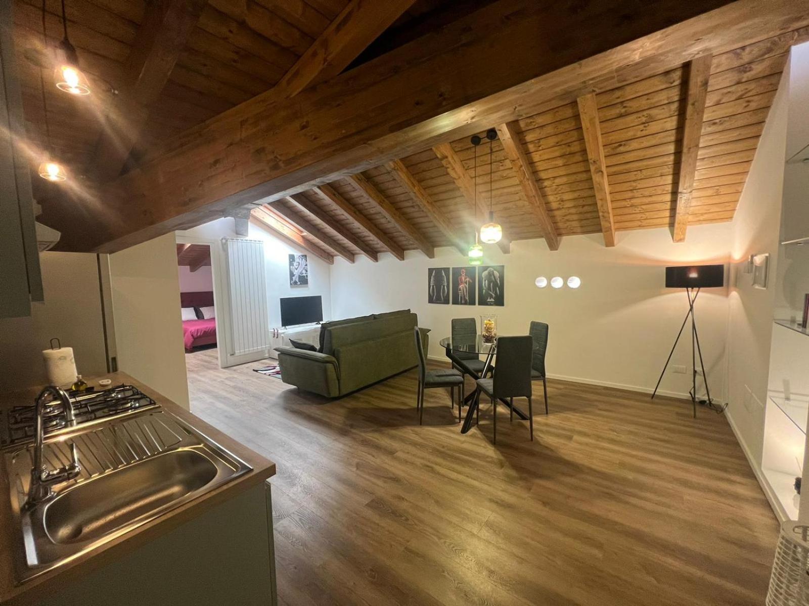 Abitare Il Tempo-Elegante E Moderno-Ad 1 Bus Da Roma Apartment Velletri Ngoại thất bức ảnh